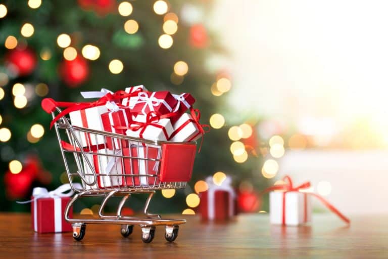 47 Ideas To Make Money for Christmas: Quick & Easy Ways That Work